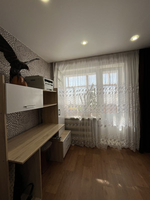 Продам трехкомнатную (3-комн.) квартиру, Пролетарская ул, 4, Пенза г
