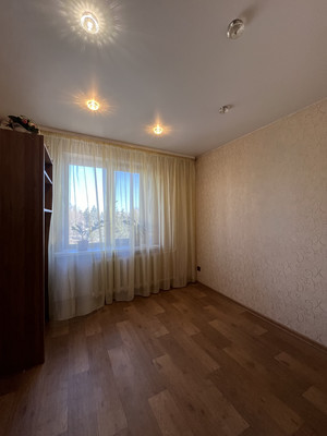Продам трехкомнатную (3-комн.) квартиру, Пролетарская ул, 4, Пенза г