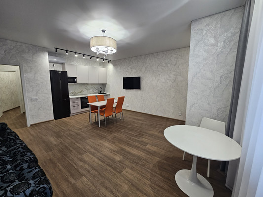 Продам однокомнатную (1-комн.) квартиру, Оренбургский Тракт ул, 8д, Казань г
