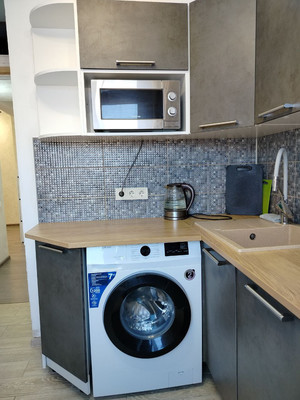 Продам двухкомнатную (2-комн.) квартиру, Попова ул, 14/32, Великий Новгород г