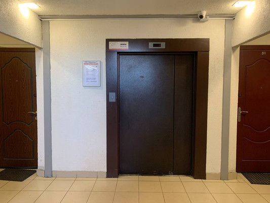 Продам трехкомнатную (3-комн.) квартиру, Школьная ул, 7, Бугры п