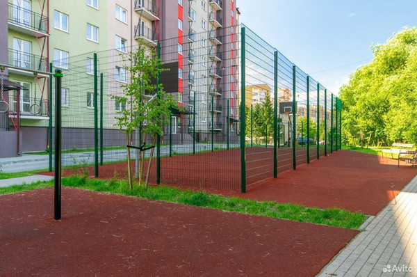 Продам двухкомнатную (2-комн.) квартиру, Орудийная ул, 1а, Калининград г