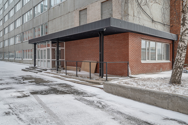Сдам офисное помещение 1 094,3 м2, Фронтовых бригад ул, 18/М, Екатеринбург г