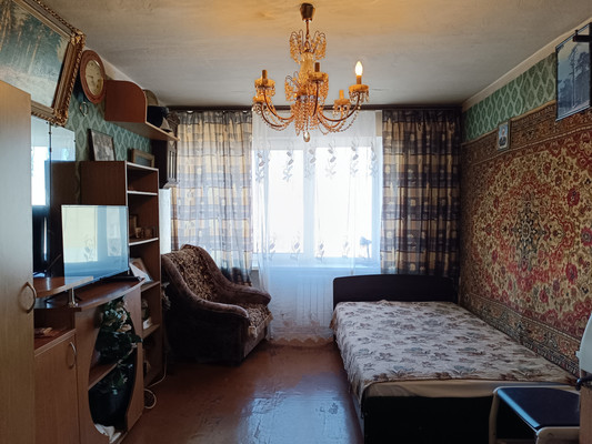 Продам двухкомнатную (2-комн.) квартиру, Тургенева ул, 14а, Симферополь г