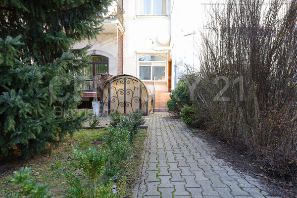 Продам многокомнатную квартиру, Колхозная ул, 12 , Калининград г