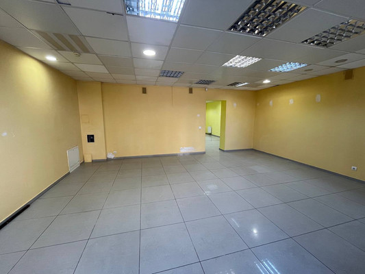 Продам коммерческое помещение 82,2 м2, Гайдара ул, 155, Калининград г