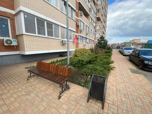 Продам однокомнатную (1-комн.) квартиру, Есаульская ул, 57, Краснодар г
