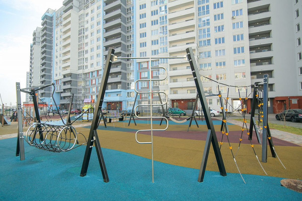 Продам двухкомнатную (2-комн.) квартиру, Крымский проезд, 2, Калининград г