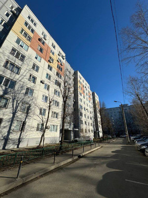 Продам двухкомнатную (2-комн.) квартиру, Фатыха Амирхана ул, 51, Казань г