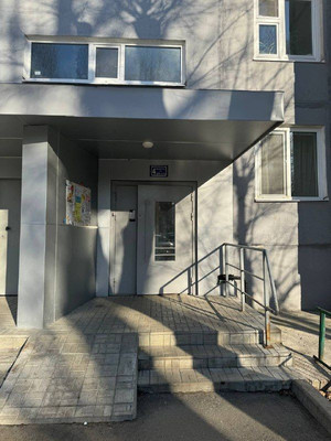Продам двухкомнатную (2-комн.) квартиру, Фатыха Амирхана ул, 51, Казань г
