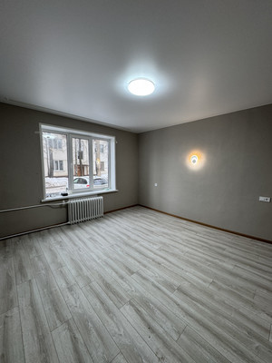 Продам двухкомнатную (2-комн.) квартиру, Кирова ул, 80, Воткинск г