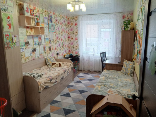 Продам двухкомнатную (2-комн.) квартиру, Луначарского ул, 32, Воткинск г