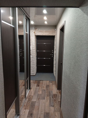 Продам двухкомнатную (2-комн.) квартиру, Луначарского ул, 32, Воткинск г