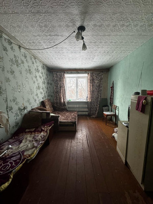 Продам комнату в 4-комн. квартире, Белинского ул, 12, Воткинск г