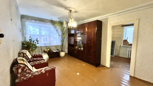 Продам двухкомнатную (2-комн.) квартиру, Энтузиастов ул, 11, Воткинск г