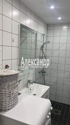 Сдам однокомнатную (1-комн.) квартиру, Кленовая роща ул, 1к3, Всеволожск г
