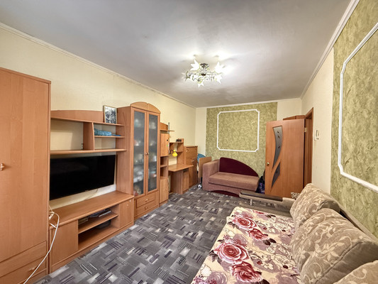 Продам двухкомнатную (2-комн.) квартиру, Марка Донского ул, 8, Симферополь г