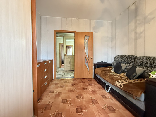 Продам двухкомнатную (2-комн.) квартиру, Марка Донского ул, 8, Симферополь г