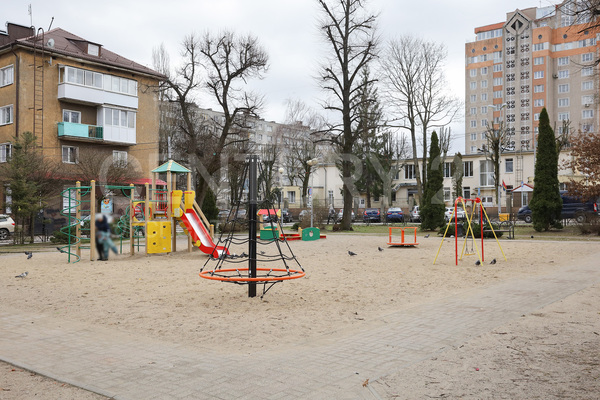 Продам трехкомнатную (3-комн.) квартиру, Омская ул, 8 , Калининград г