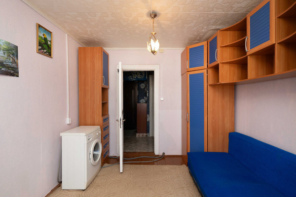 Продам двухкомнатную (2-комн.) квартиру, Парковая ул, 92кб, Ханты-Мансийск г