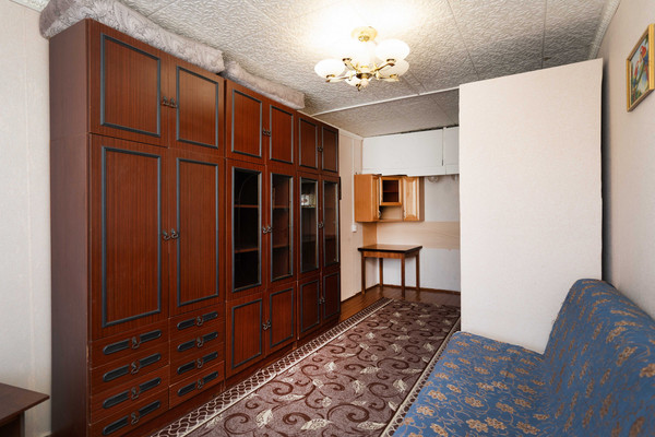 Продам двухкомнатную (2-комн.) квартиру, Парковая ул, 92кб, Ханты-Мансийск г