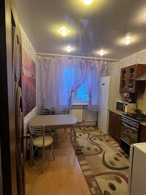 Продам трехкомнатную (3-комн.) квартиру, Киевская ул, 179, Нижний Тагил г