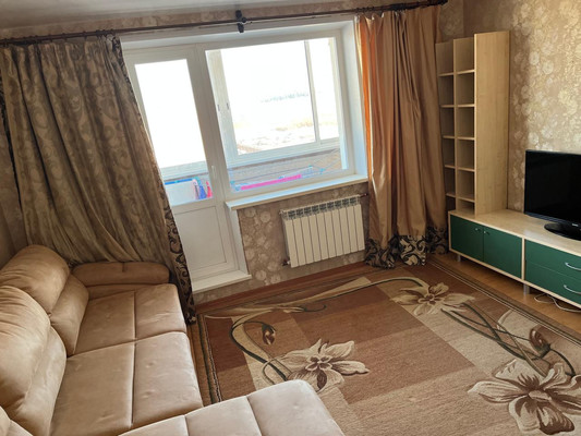 Продам трехкомнатную (3-комн.) квартиру, Киевская ул, 179, Нижний Тагил г