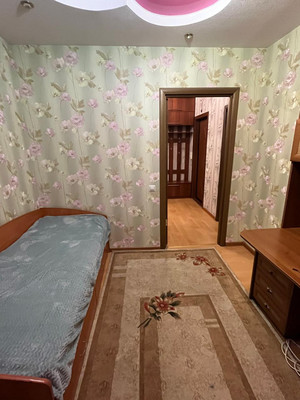 Продам трехкомнатную (3-комн.) квартиру, Киевская ул, 179, Нижний Тагил г