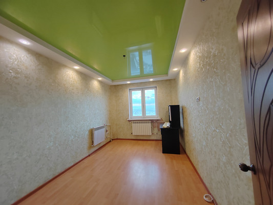 Продам трехкомнатную (3-комн.) квартиру, Киевская ул, 179, Нижний Тагил г