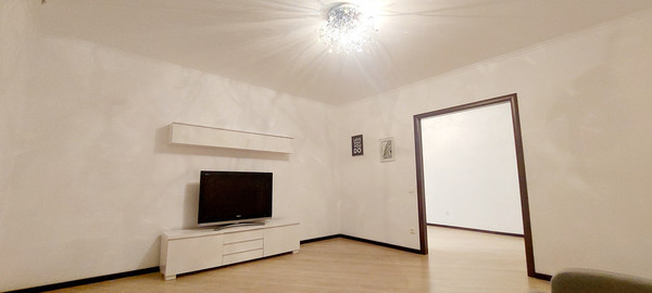 Продам трехкомнатную (3-комн.) квартиру, Хороводная ул, 50, Казань г