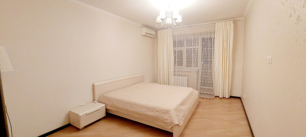 Продам трехкомнатную (3-комн.) квартиру, Хороводная ул, 50, Казань г