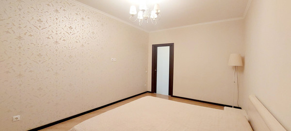 Продам трехкомнатную (3-комн.) квартиру, Хороводная ул, 50, Казань г