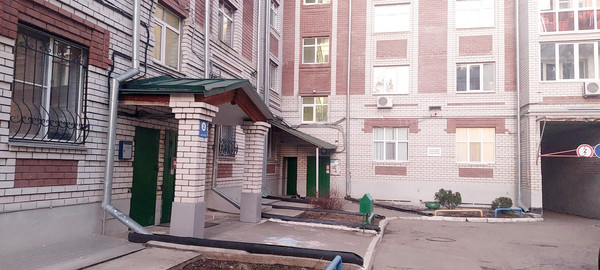 Продам трехкомнатную (3-комн.) квартиру, Хороводная ул, 50, Казань г