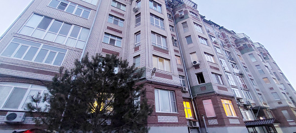 Продам трехкомнатную (3-комн.) квартиру, Хороводная ул, 50, Казань г