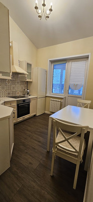 Продам двухкомнатную (2-комн.) квартиру, Горького ул, 79к12, Королев г