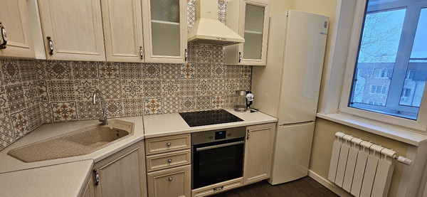 Продам двухкомнатную (2-комн.) квартиру, Горького ул, 79к12, Королев г