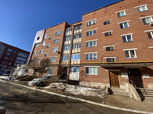 Продам двухкомнатную (2-комн.) квартиру, 1 Мая ул, 8, Воткинск г