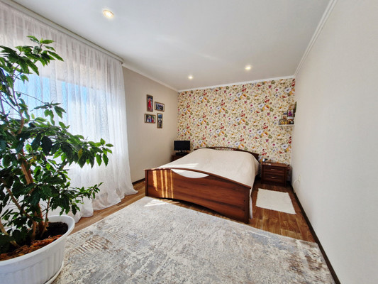 Продам дом, Кооперативная ул, 100, Ишим г, 0 км от города