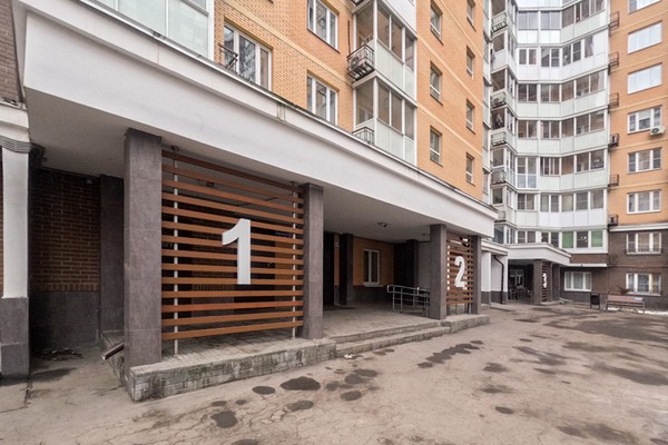Продам двухкомнатную (2-комн.) квартиру, Дружбы (Зенино ЖК Самолёт мкр.) ул, 3, Люберцы г