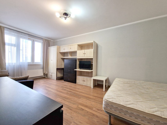 Сдам однокомнатную (1-комн.) квартиру, Кашёнкин Луг ул, 8к2, Москва г