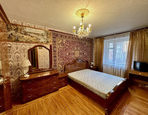 Продам двухкомнатную (2-комн.) квартиру, Стройкова ул, 11, Рязань г