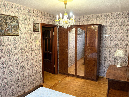 Продам двухкомнатную (2-комн.) квартиру, Стройкова ул, 11, Рязань г
