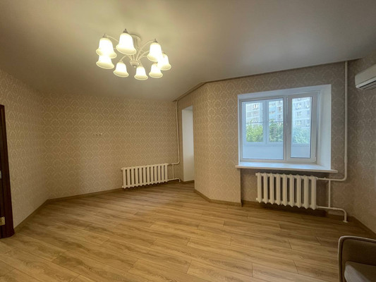 Продам двухкомнатную (2-комн.) квартиру, Малиновского ул, 74к68, Ростов-на-Дону г