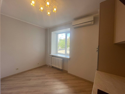 Продам двухкомнатную (2-комн.) квартиру, Малиновского ул, 74к68, Ростов-на-Дону г
