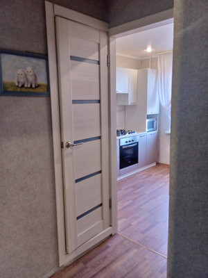 Продам двухкомнатную (2-комн.) квартиру, Лукина ул, 11к1, Казань г