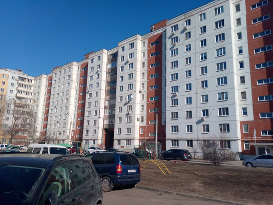 Продам двухкомнатную (2-комн.) квартиру, Лукина ул, 11к1, Казань г