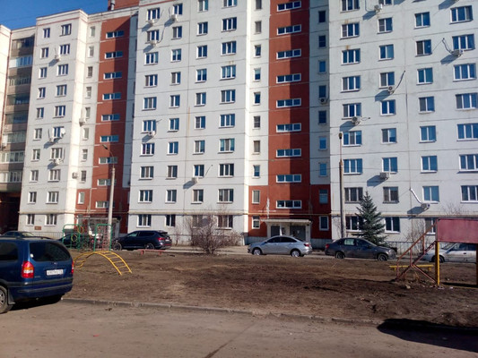 Продам двухкомнатную (2-комн.) квартиру, Лукина ул, 11к1, Казань г