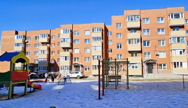 Продам трехкомнатную (3-комн.) квартиру, Парковая ул, 4А, Култаево с