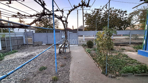 Продам дом, Старобакинская ул, 19, Каневская ст-ца, 0 км от города