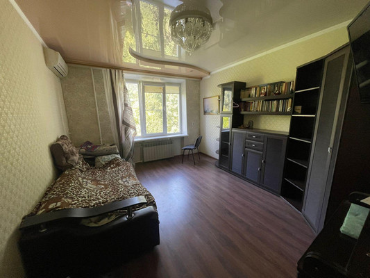 Продам двухкомнатную (2-комн.) квартиру, Металлургическая ул, 47/23, Ростов-на-Дону г